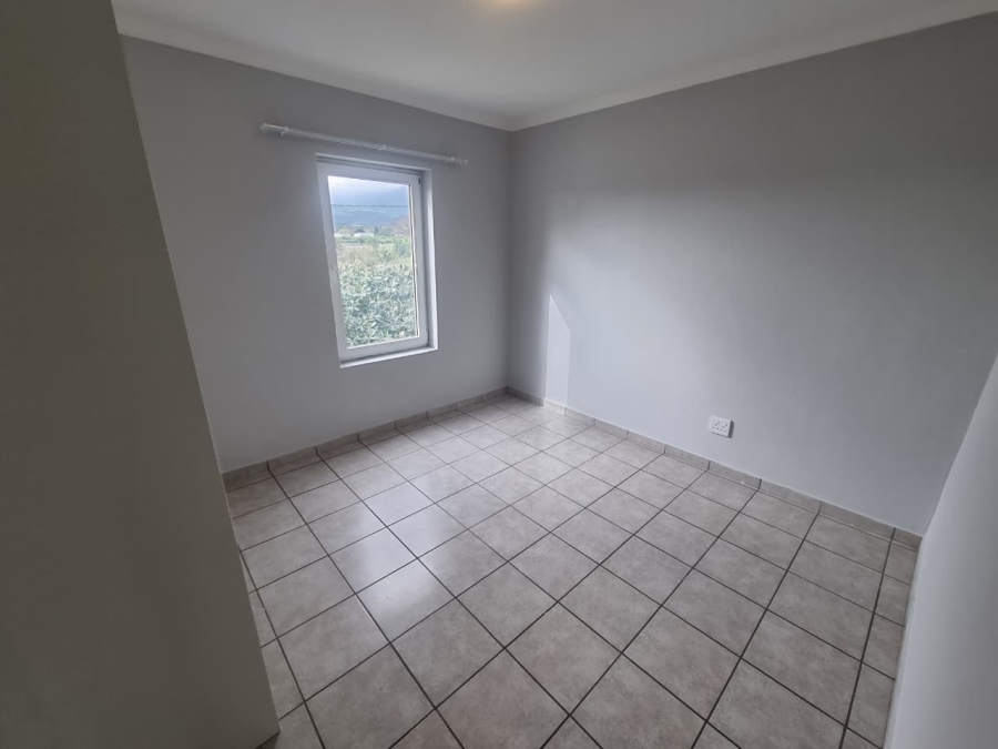 2 Bedroom Property for Sale in Klein Drakenstein Western Cape